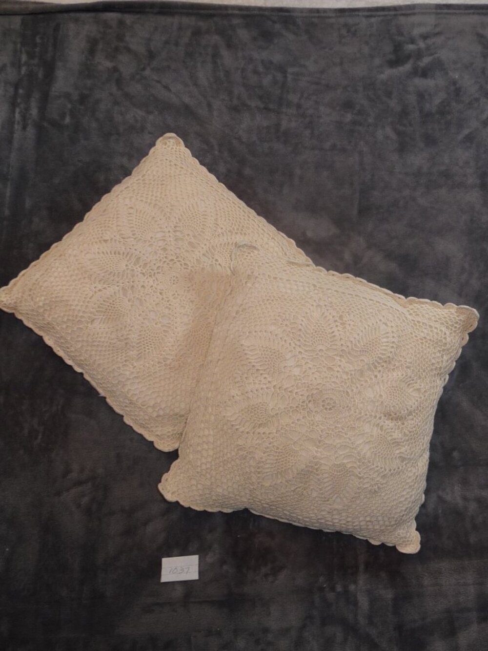 2 Vintage Cream Crochet Lace Doily Accent Throw Pillows 14x14
